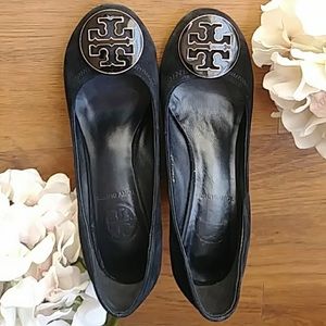 ✨50% OFF!✨Suede Tory Burch Sophie Round-Toe Wedge✨